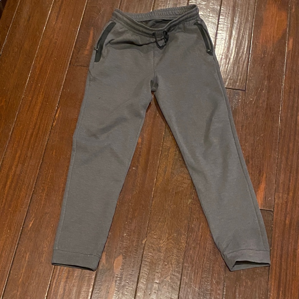 Old Navy Charcoal active dynamic fleece jogger nwot
